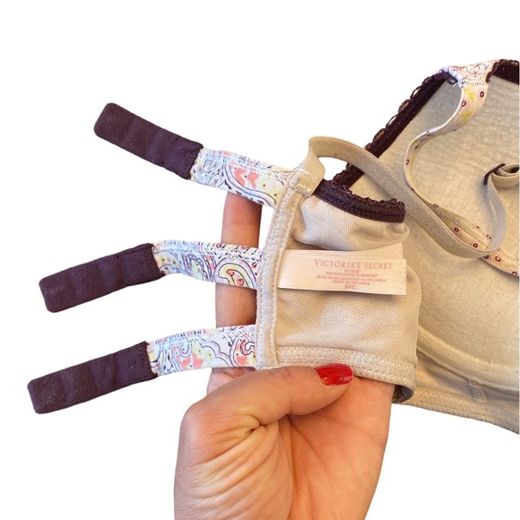 Victoria Secret Bra - Picture 3 of 4